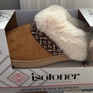Isotoner Beige and White Slippers